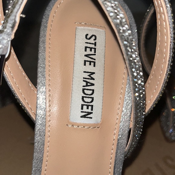 steve madden size 8 rhinestone heels - Picture 2 of 4